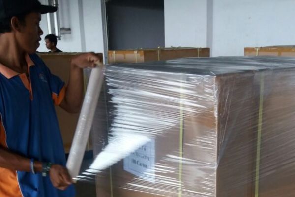 Repacking Cargo
